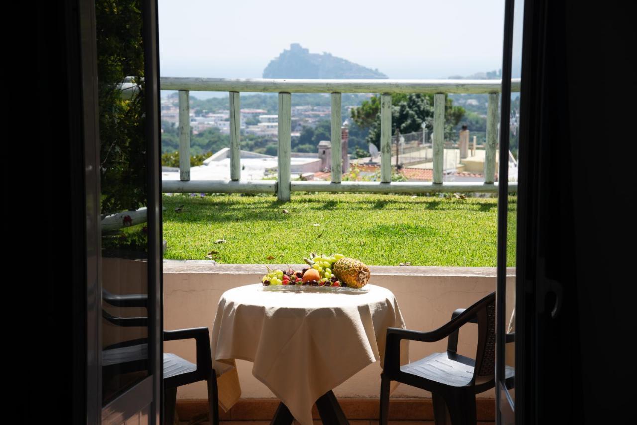 Ireos Hotel 3*